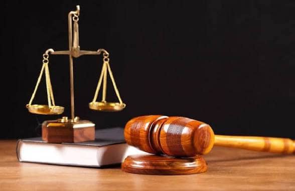 Court Voids FG’s Eight-Year Tenure Policy for Education Directors, Affirms Retirement At 65 or After 40 Years of Service Court Voids FG’s Eight-Year Tenure Policy for Education Directors, Affirms Retirement At 65 or After 40 Years of Service